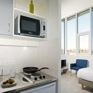 Sejours & Affaires Paris-davout 3* Paris
